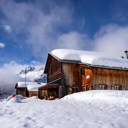 La Casa Cathomen Brigels - Maiensaess/berghaus Fuer Max. 6 Personen Apartment *